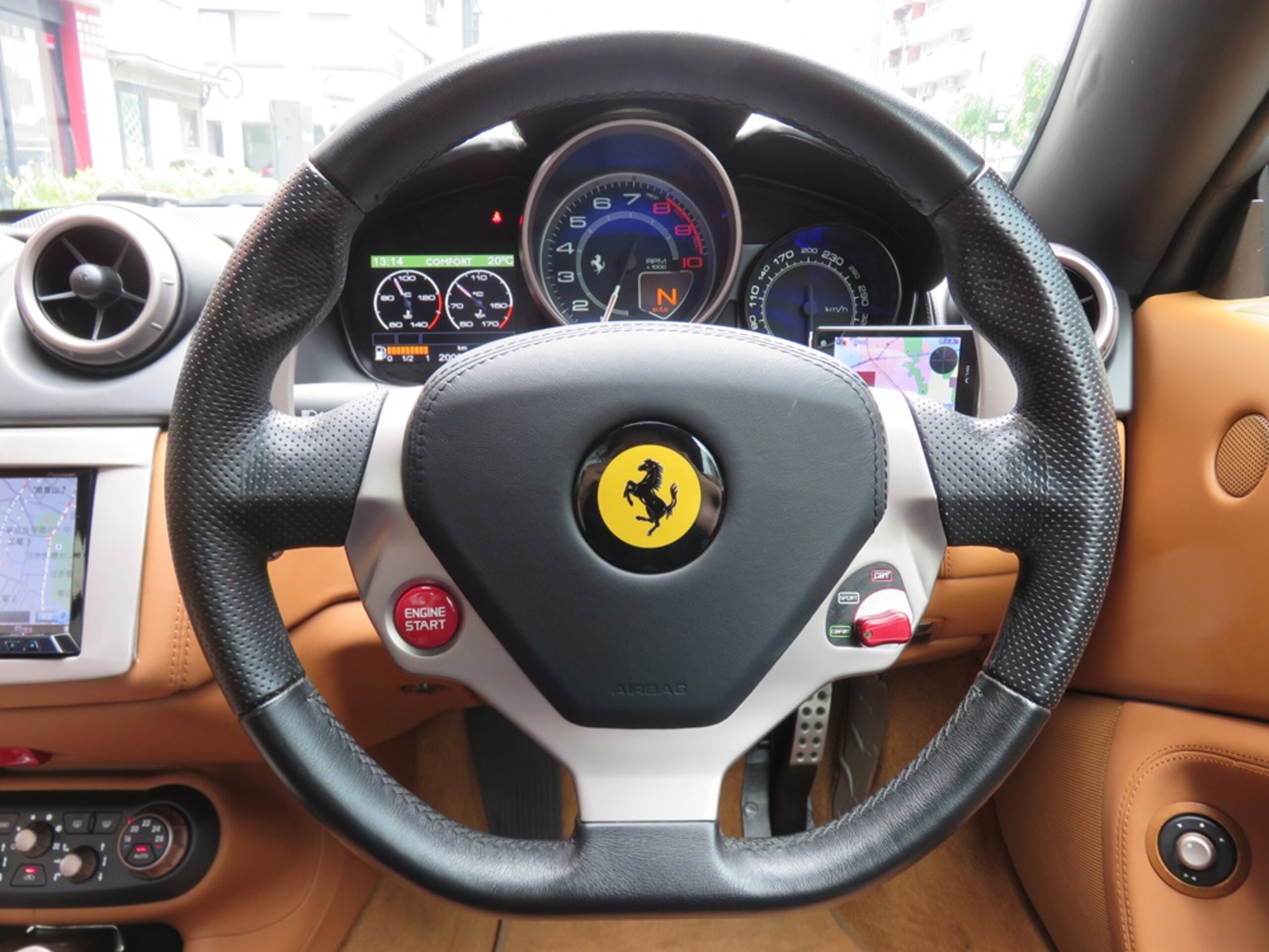 Ferrari California-7